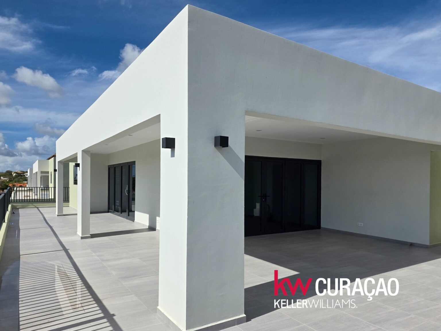 View of Stunning Newly Built Penthouse in Elisabeth Villas & Apartments Resort ...